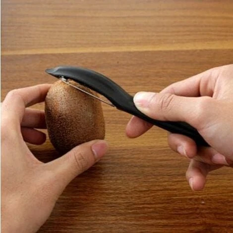 Fruit Peeler Universal Eplucheur With Ergonomic Stainless Steel Blades For Potato And Carrot Vegetable Peeler (black Serrated Edge Planed Color Box) 2 Fruit Peeler Universal Eplucheur With Ergonomic Stainless Steel Blades For Potato And Carrot Vegetable Peeler (black Serrated Edge Planed Color Box) - Image 2